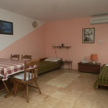 Апартаменты By The Sea Komiza, Vis - 1149 Комижа